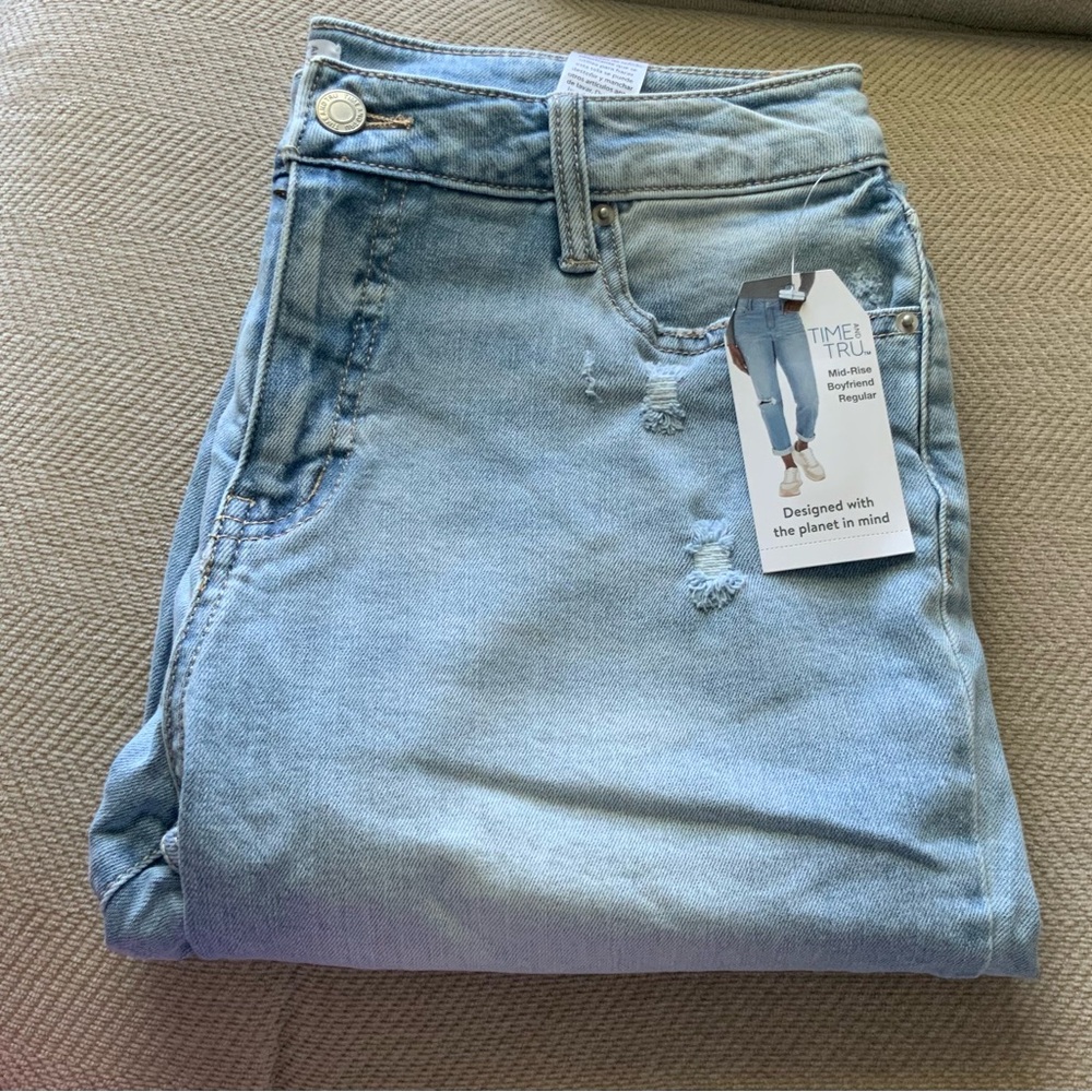 Women’s Time and Tru Blue Mid-Rise Boyfriend Jeans Relaxed Fit
